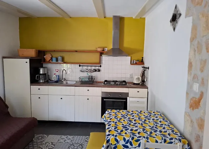 Vivian Apartman Pula